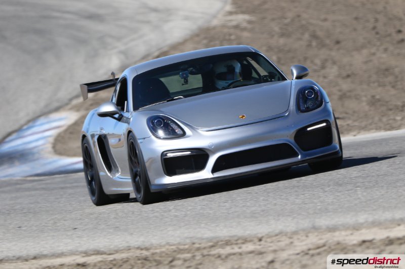 Porsche Cayman GT4