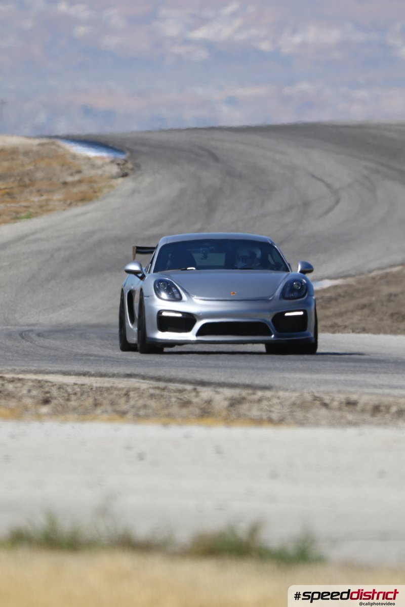 Porsche Cayman GT4
