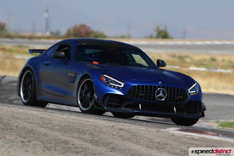 Mercedes GT blue