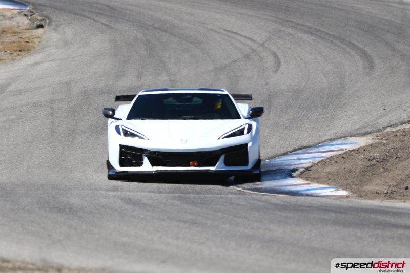 Chevrolet Corvette Z06 white