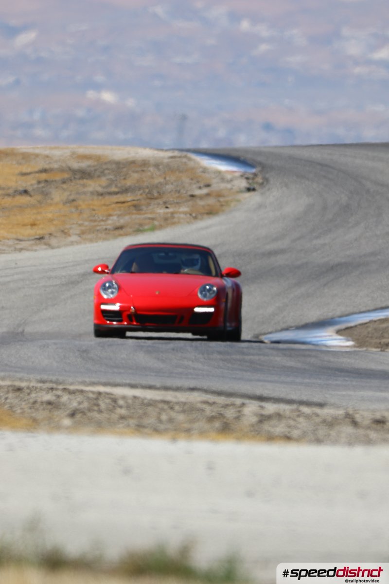 Porsche 911 GT3 red