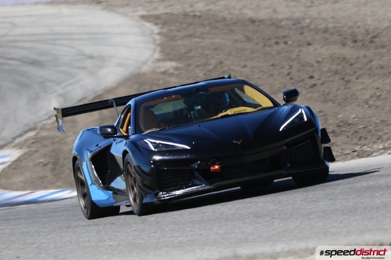 Chevrolet Corvette Z06 black