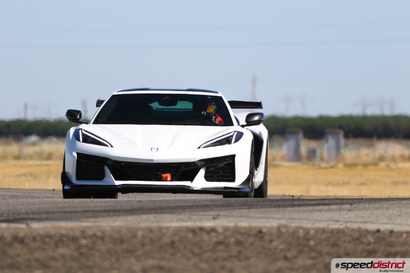 Chevrolet Corvette Z06 white