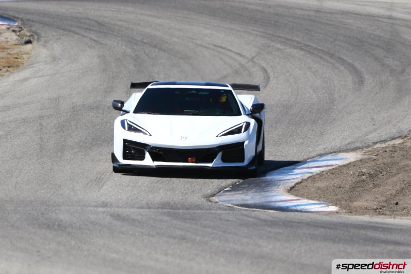 Chevrolet Corvette Z06 white
