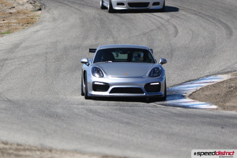 Porsche Cayman GT4