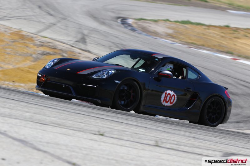 Porsche Cayman GT4
