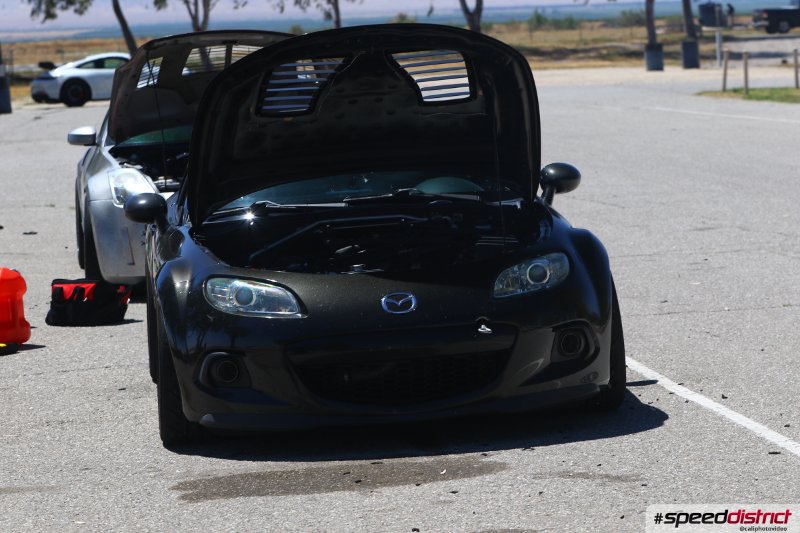 Mazda MX-5 Miata black