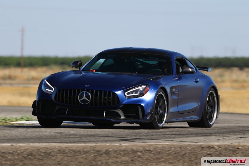 Mercedes GT blue