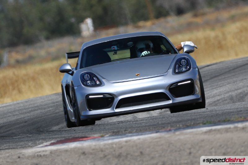 Porsche Cayman GT4