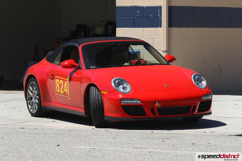 Porsche 911 Guards Red