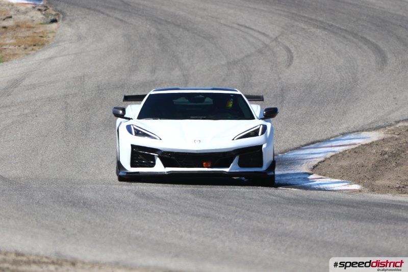 Chevrolet Corvette Z06 white