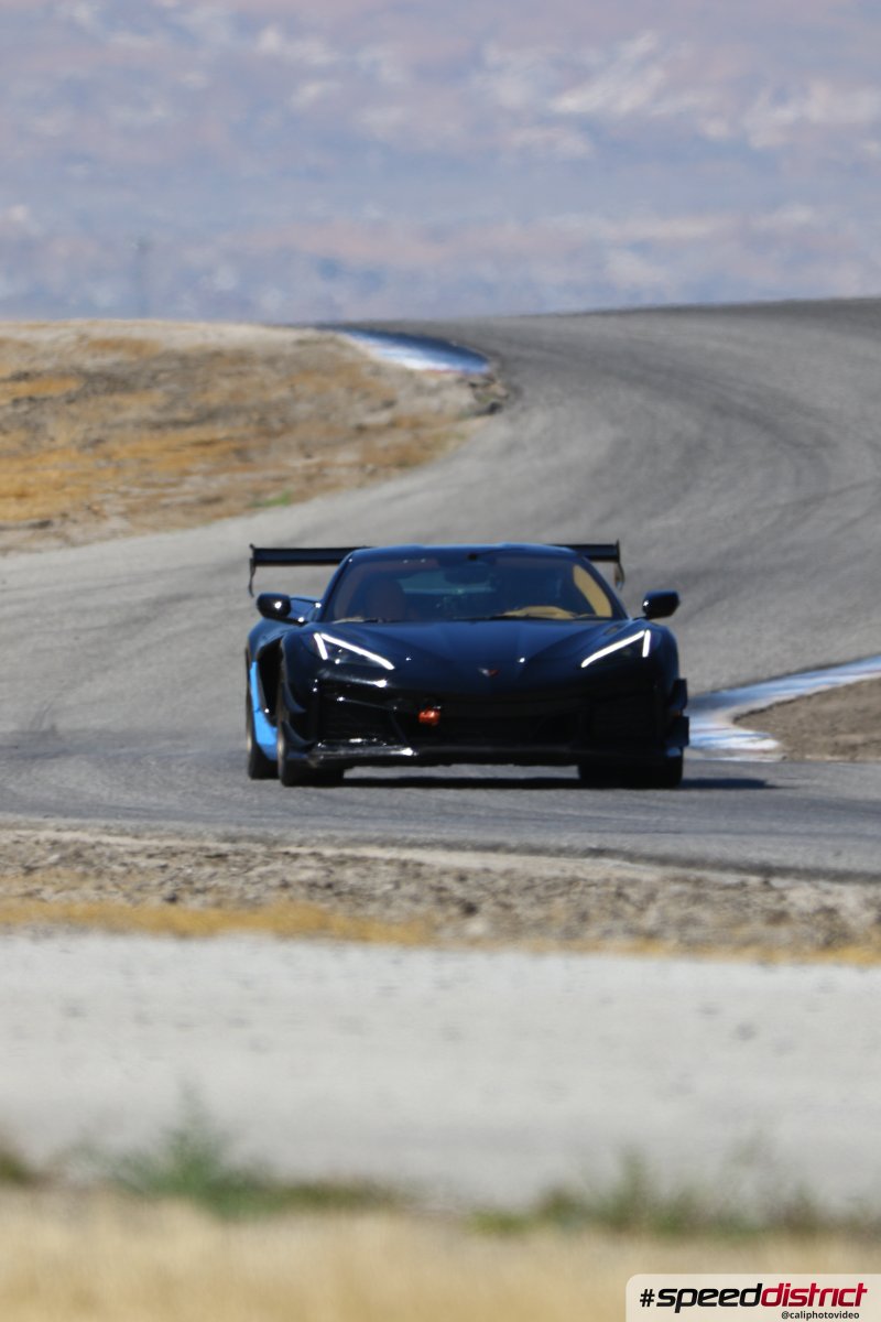Chevrolet Corvette Z06 black