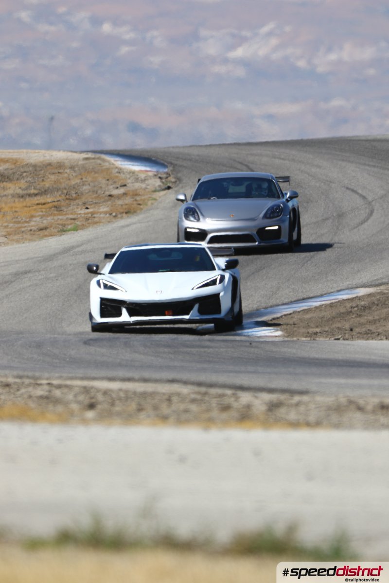 Chevrolet Corvette Z06 white