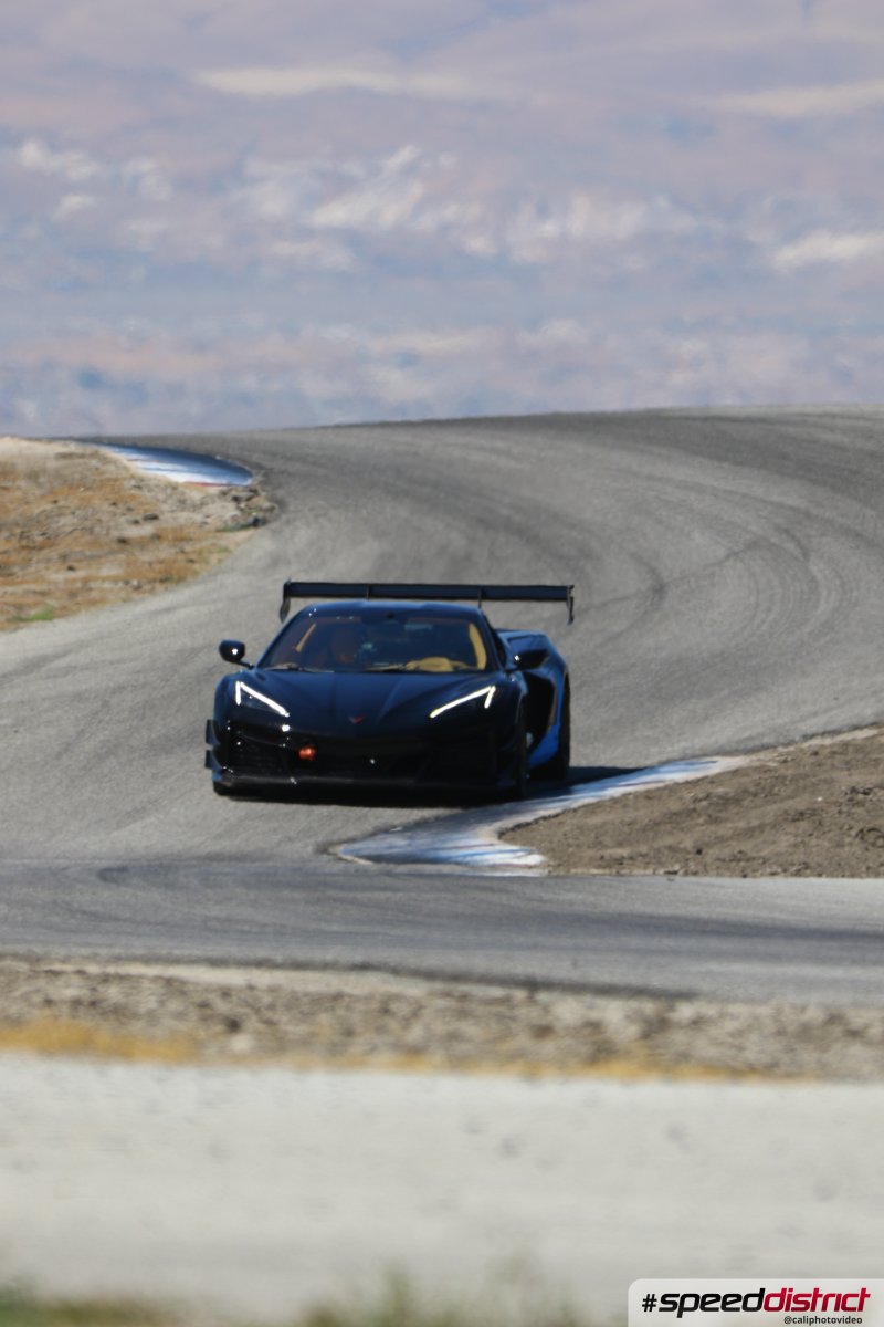 Chevrolet Corvette Z06 black
