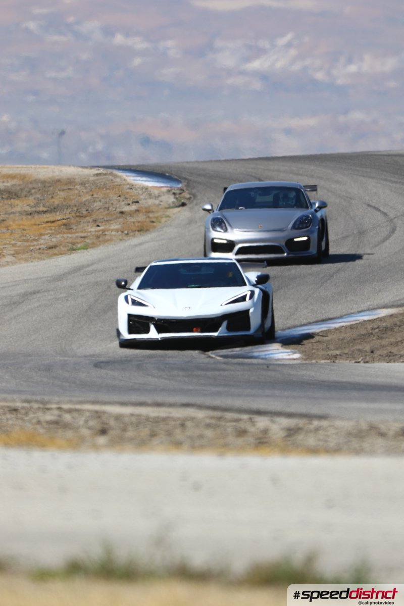 Chevrolet Corvette Z06 white