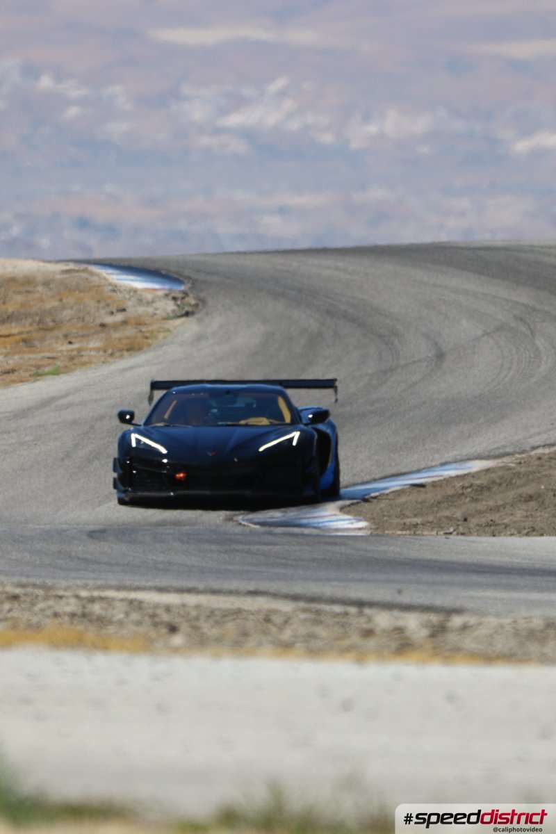 Chevrolet Corvette Z06 black