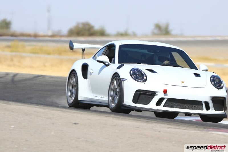 Porsche 911 GT3 RS white