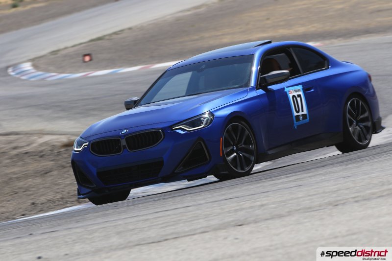 BMW M240i