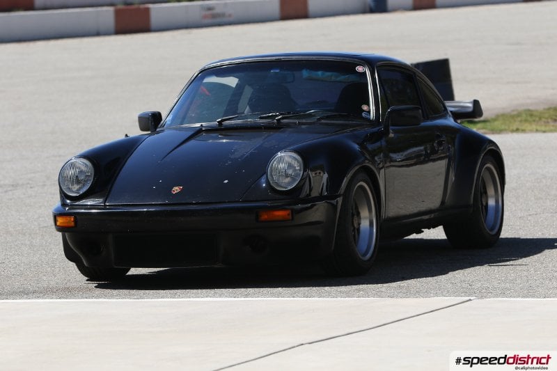 Porsche 911 black