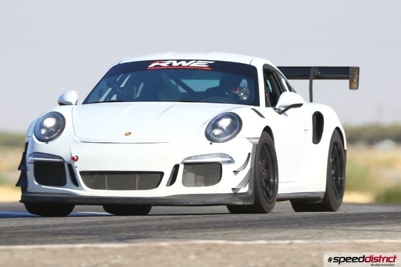 Porsche 911 GT3 RS white