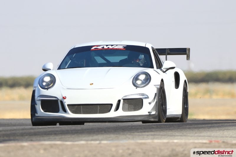 Porsche 911 GT3 RS white