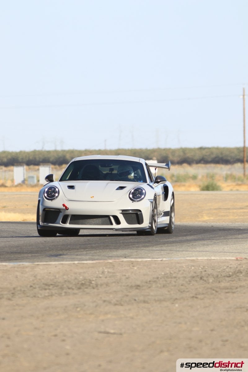 Porsche 911 GT3 RS chalk