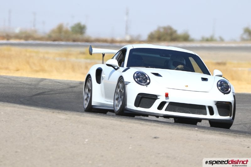 Porsche 911 GT3 RS white