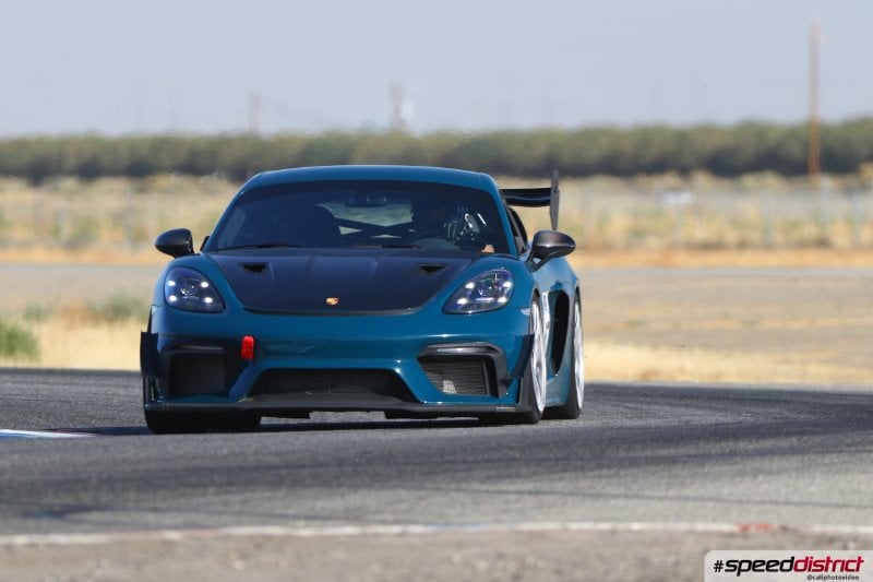 Porsche Cayman GT4 RS