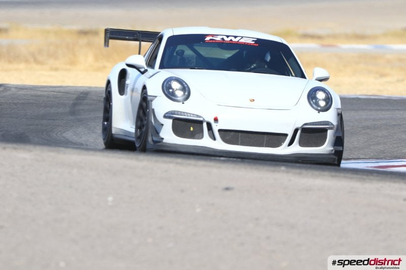 Porsche 911 GT3 RS white
