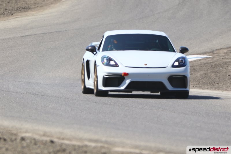 Porsche Cayman GT4