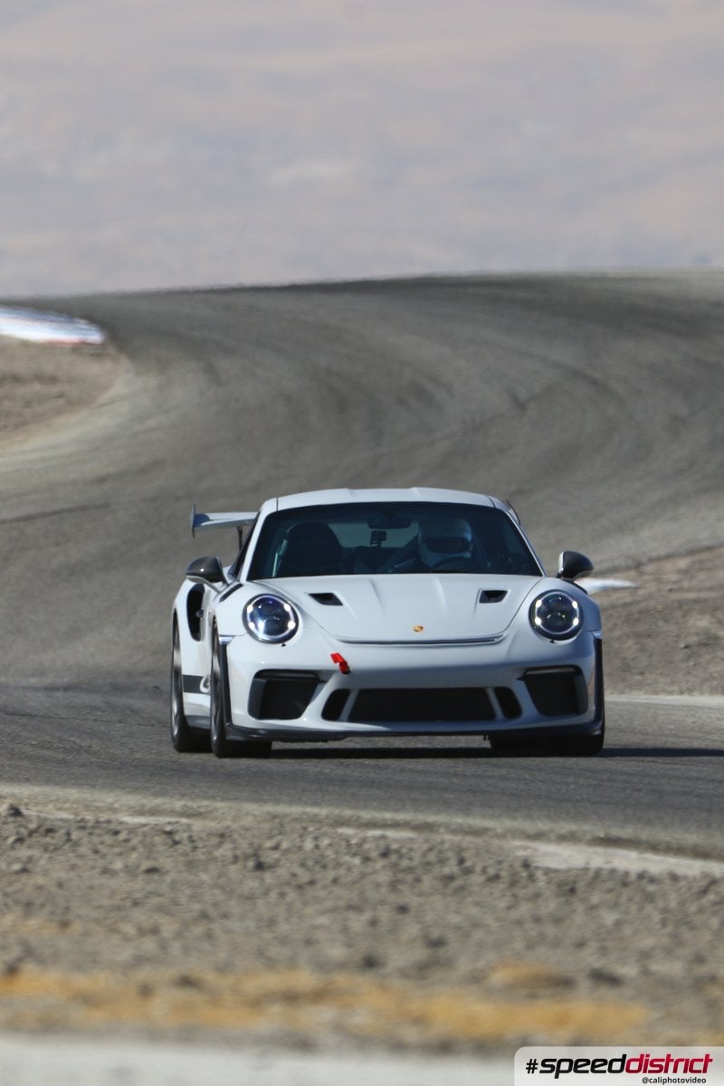 Porsche 911 GT3 RS white