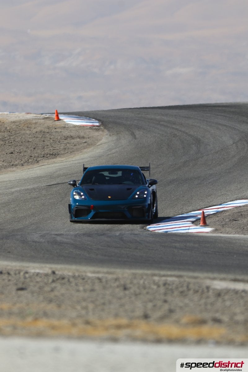 Porsche Cayman GT4 RS