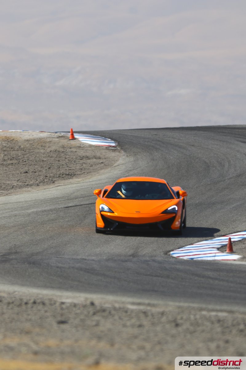 McLaren 570S orange