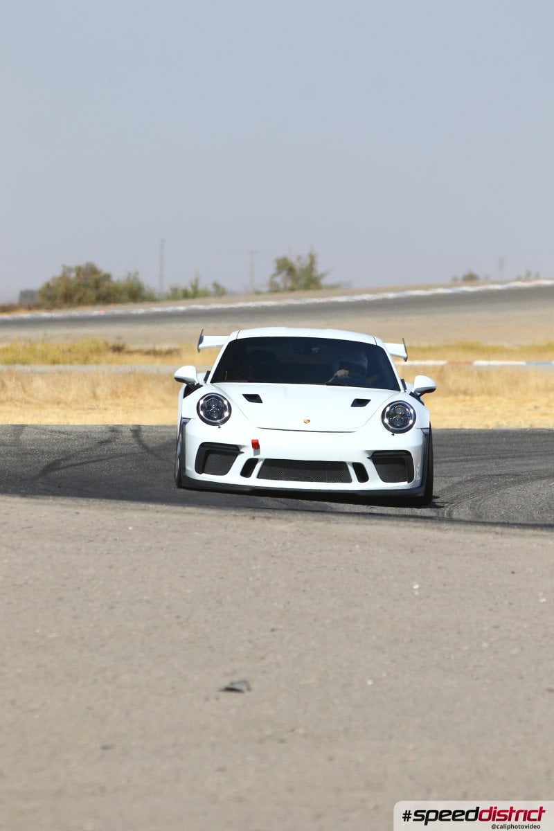 Porsche 911 GT3 RS white