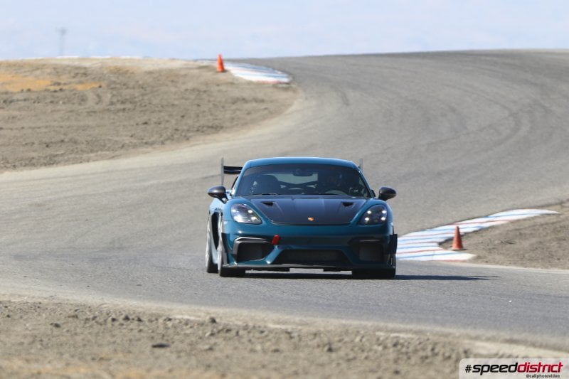 Porsche Cayman GT4 RS