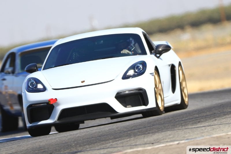 Porsche Cayman GT4