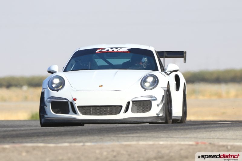Porsche 911 GT3 RS white