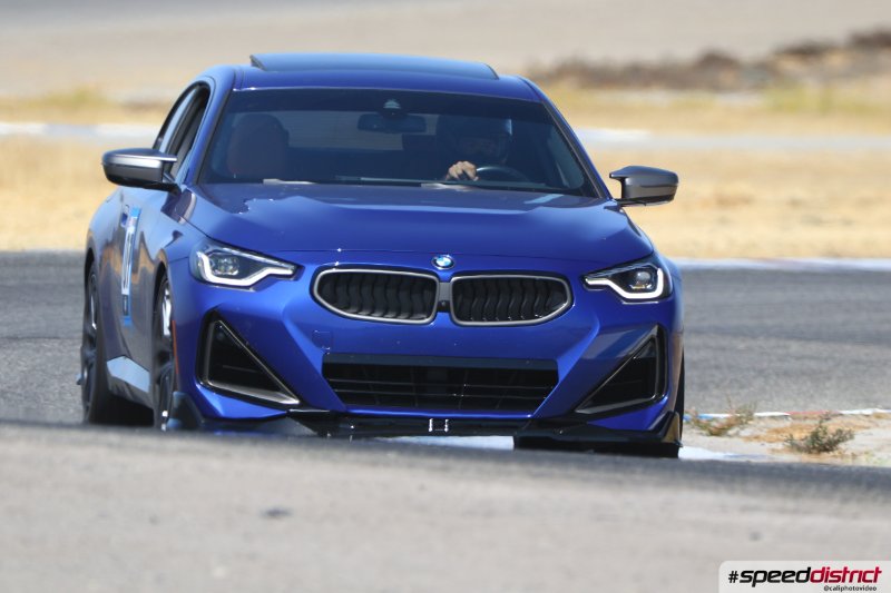 BMW M240i
