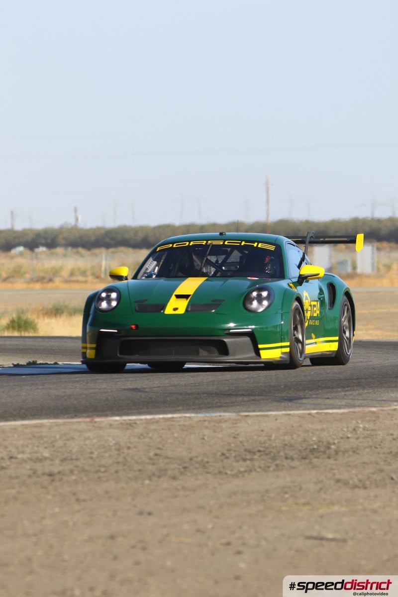 Porsche 911 GT3 Cup green