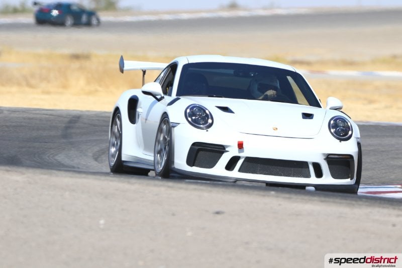 Porsche 911 GT3 RS white