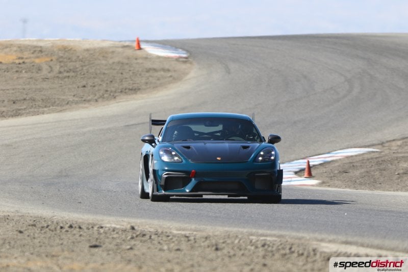 Porsche Cayman GT4 RS