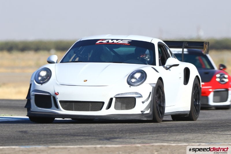 Porsche 911 GT3 RS white