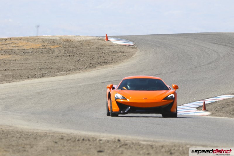 McLaren 570S orange