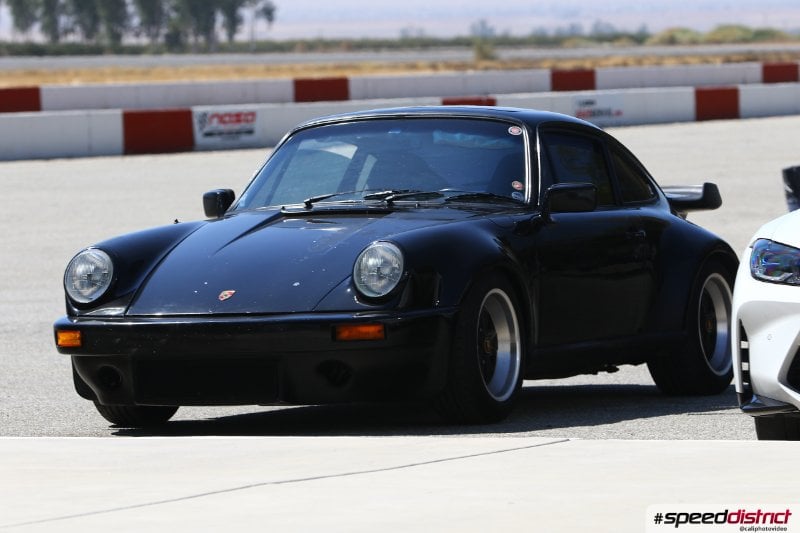 Porsche 911 black