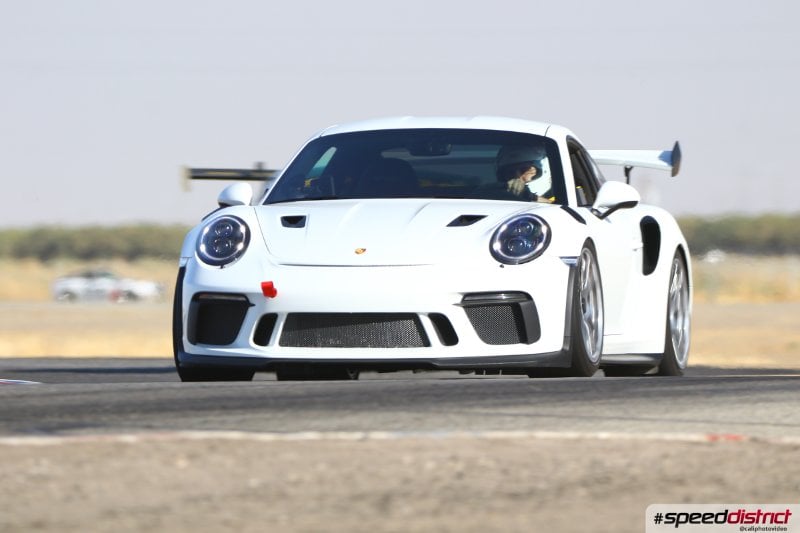Porsche 911 GT3 RS white