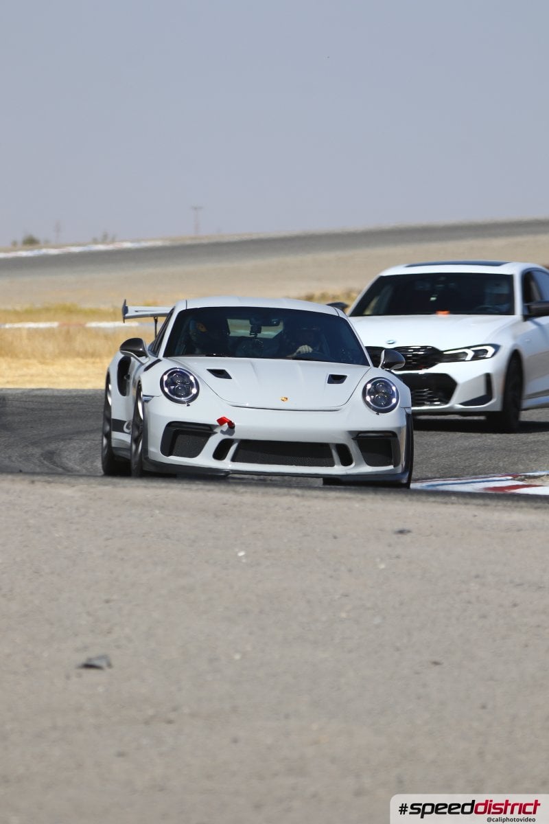 Porsche 911 GT3 RS chalk