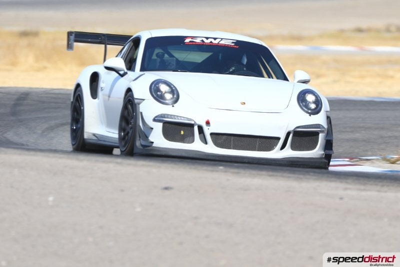 Porsche 911 GT3 RS white