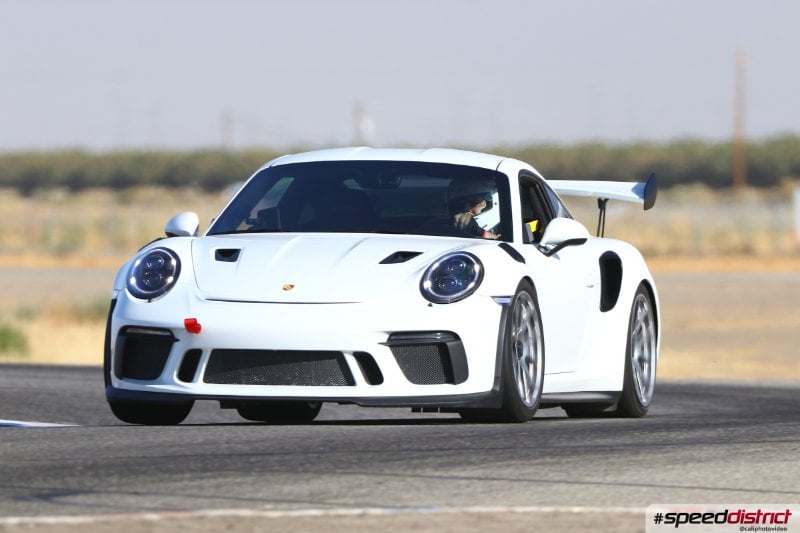 Porsche 911 GT3 RS white