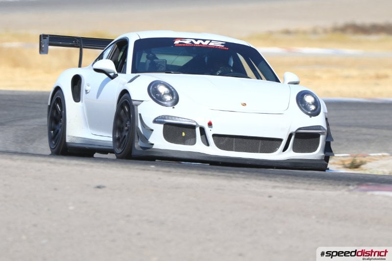 Porsche 911 GT3 RS white