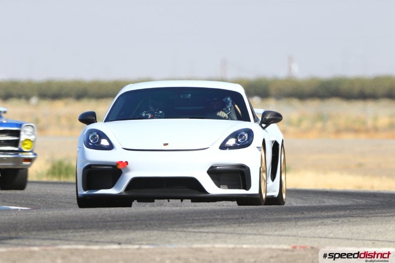 Porsche Cayman GT4